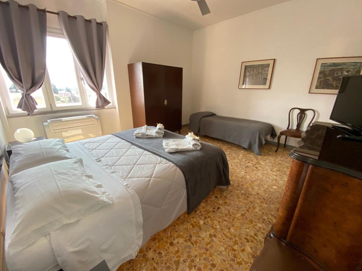 B&B Del Viaggiatore Sarzana Exterior foto